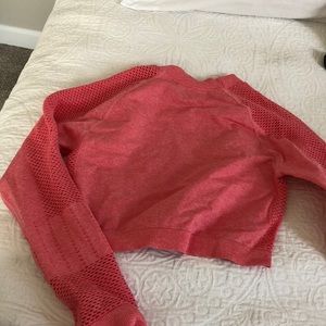 Crop workout top